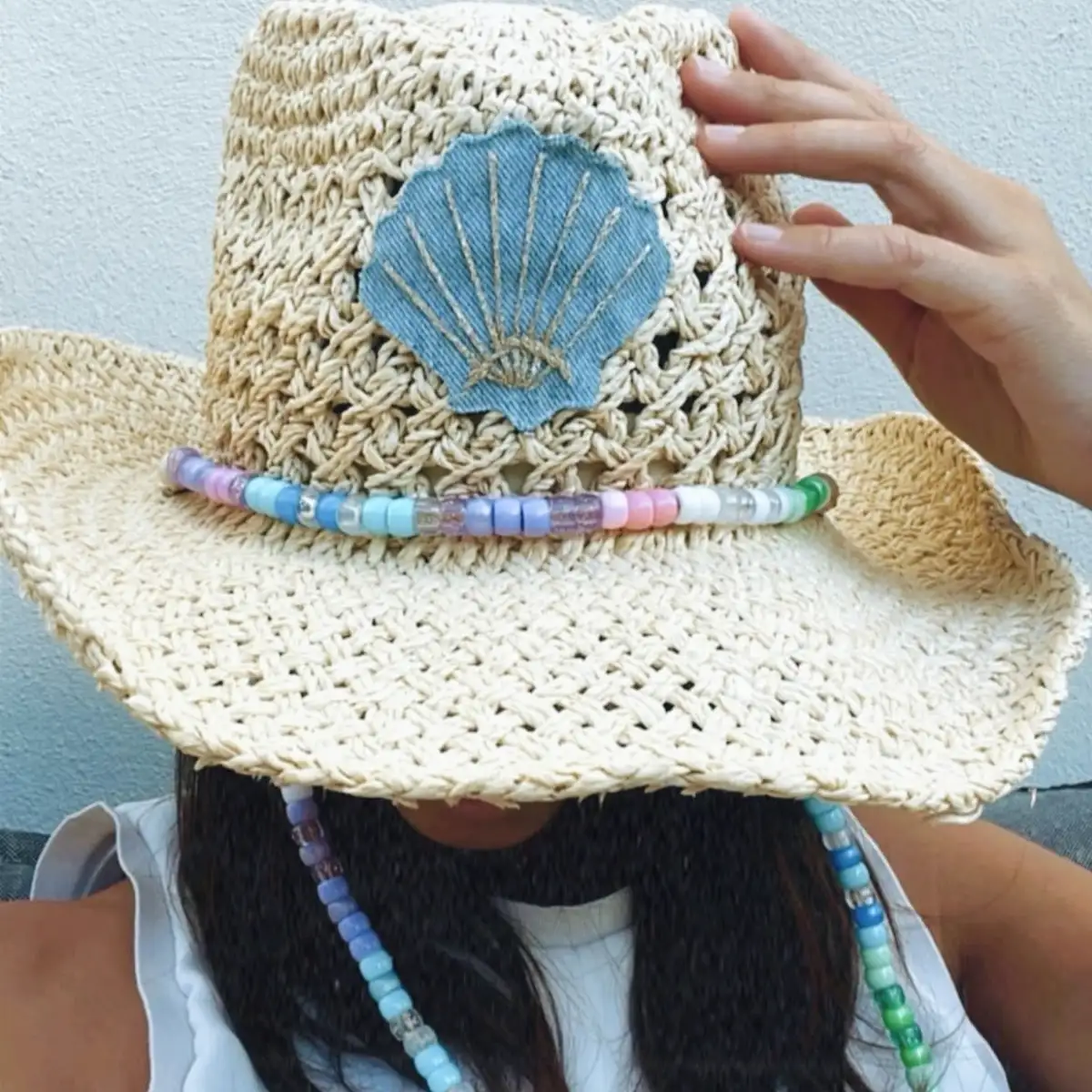 CHAPEAU SHELL